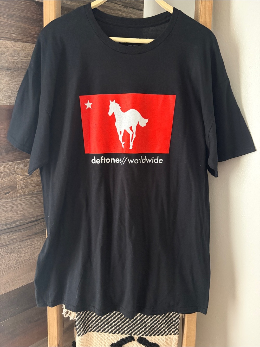 🆕 Deftones Worldwide Band Tee